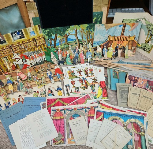 Huge childrens theatre - huge, joblot