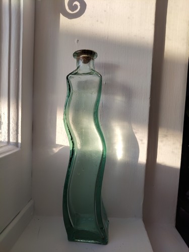 Wavy glass bottle vase green - glass,