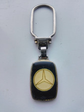 Mercedes-Benz Normand Wembley (London) original 70s/80s keyring, used light wear