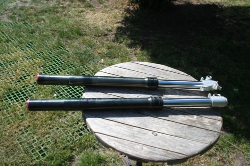 Left right suspension forks - &,