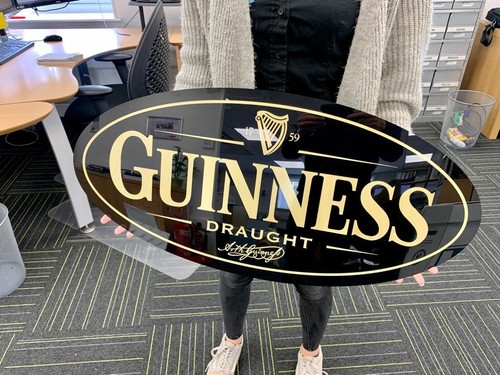 Guinness oval bar - ,