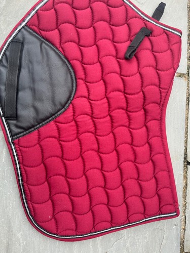 Burgundy red equitheme saddle - burgundy/red,