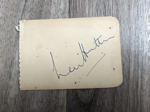 Original len hutton autograph - hutton, autograph-