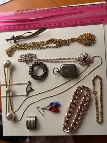 Various items costume - various,