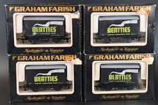 Graham Farish - OO Gauge - Beatties Closed Vans x 4
