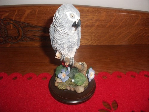 Country artists bird figure - artists,