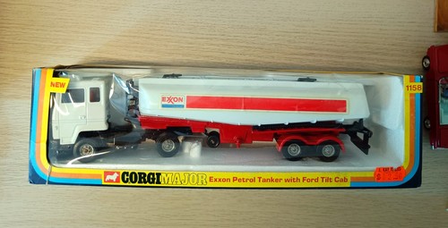 Corgi majors 1158 ford with - 1158,