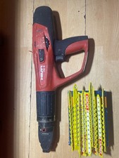 HILTI DX5 NAIL GUN