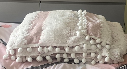 Blanket throw - blanket,