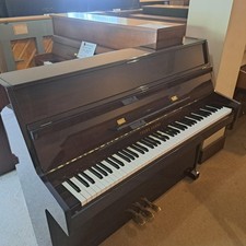 Young chang piano - young,
