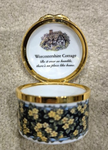 Royal worcester connoisseur - royal,