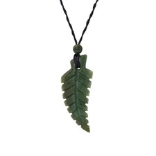 81stgeneration Nephrite Jade Necklace Maori Style Fern Leaf Pendant Tribal