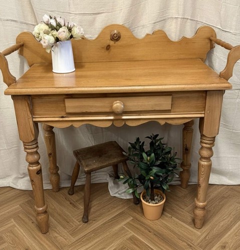 Country farmhouse style - farmhouse,