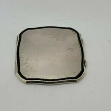 VINTAGE SOLID SILVER COMPACT 63.6 G. / D074