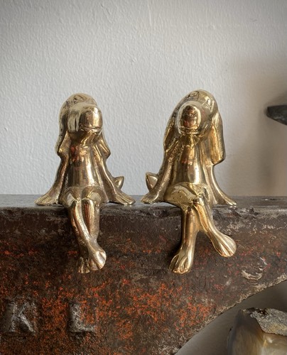 Cute vintage pair - of, dog
