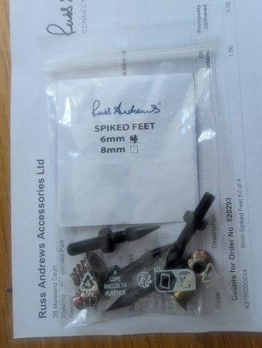 Speaker spikes 6mm - kit, 4