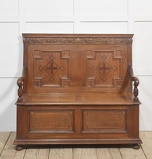 Antique Oak Hall Settle |