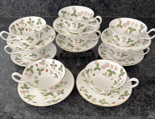Wedgwood wild strawberry - wild, peony