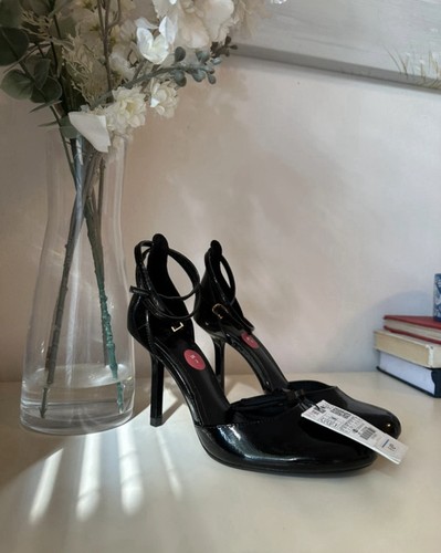 Zara black small heels - black,
