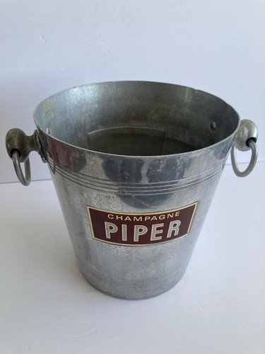 Vintage retro piper - retro,