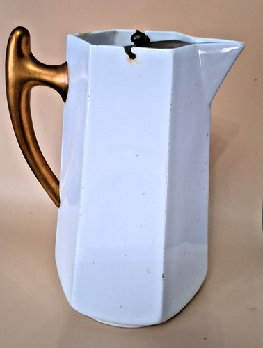 Large white fluted - large, wedgwood