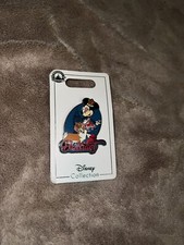 Disney Pins Minnie Mouse Queen Of England London Corgi Brilliant Trading Pin NEW