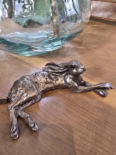 Small bronze resin hare - small,