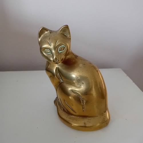 Brass cat figurine inches - 5,