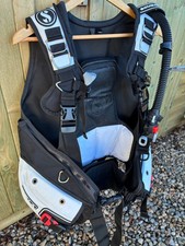 Women’s BCD - SCUBAPRO BELLA