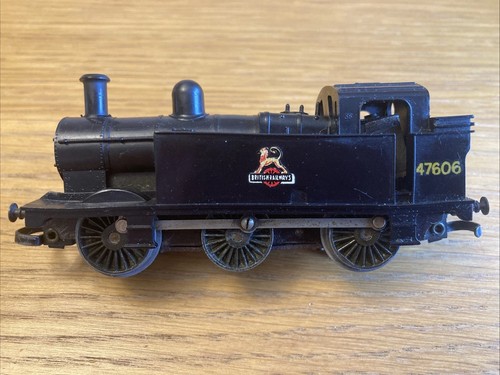 Triang r052 tank - tank, loco