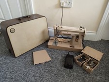 working Vintage Singer Electric Sewing Machine , Model 404 G13