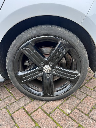 Inch alloy wheels and tyres - 18,