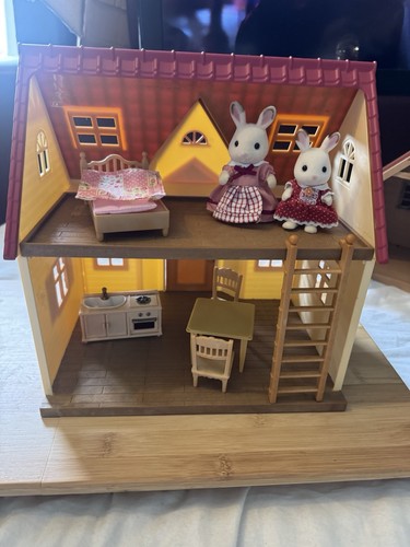 Sylvanian families red - families, roof