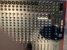 ALLEN & HEATH ZED-18 Compact Professional Stereo Mixer