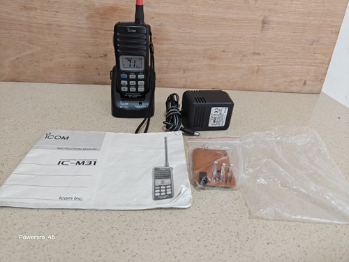 M31 marine vhf radio - ic-m31,