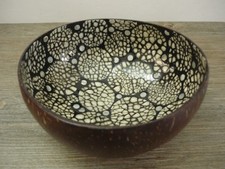 Lacquered Mother Of Pearl Effect Coconut Shell Trinket Jewellery Bowl