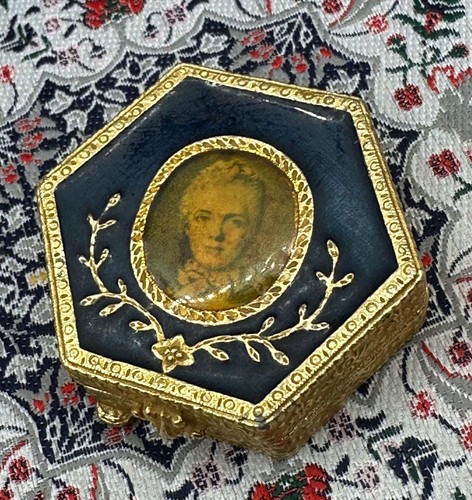 Estée lauder royal - estée,