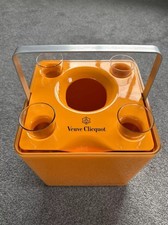 PORSCHE DESIGN x VEUVE