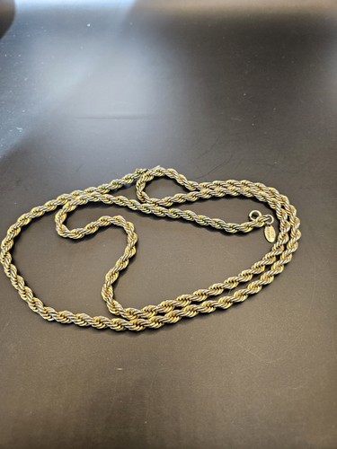 Gold tone twisted rope - tone,