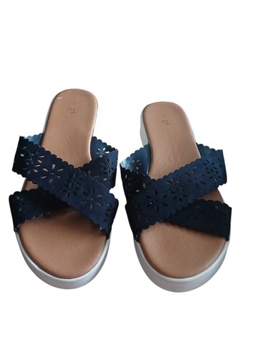 Black slip sandals - slip-on,
