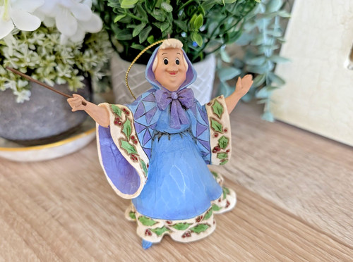 Disney traditions showcase - disney,