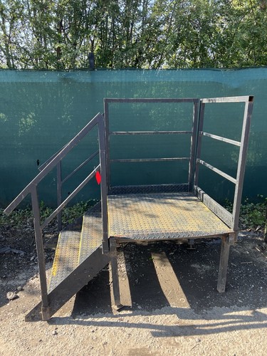 Steel metal step access - steel,