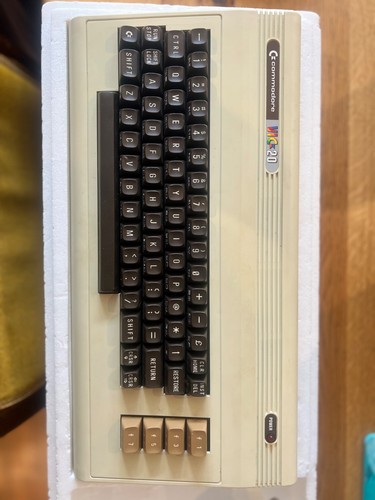 Commodore vic computer - commodore,