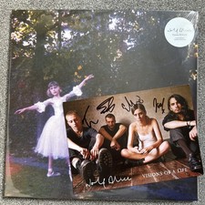 Wolf Alice - Visions Of A Life * 2 Vinyl LP * 2017 plus signed print 
