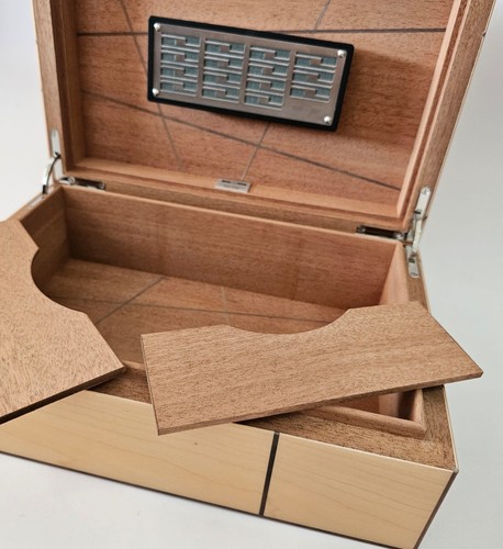 Dunhill ribbon humidor - humidor,