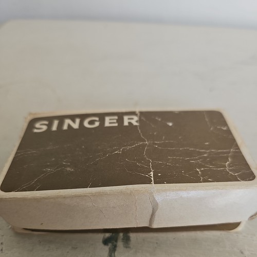 Singer vintage sewing machine - singer,