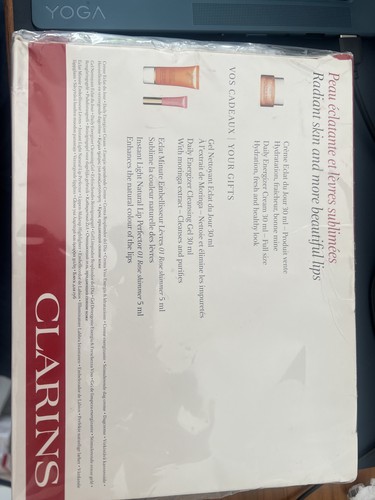 First clarins kit - clarins,