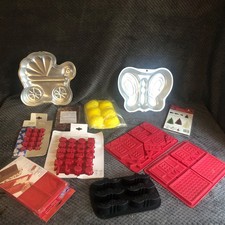 Baking Equipment for Cakes and Silicone Moulds  Bundle Dunelm Crafts Tins