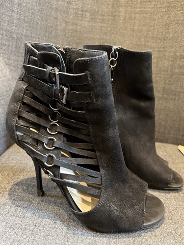Carvella black suede angle - black,