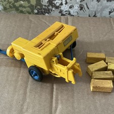 Vintage Britains Toys Bamfords BL58 Hay Baler 7 Bales 1970s Farming 9563